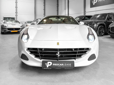 Ferrari California California T / 3.9 V8 / 4-Sitzer /