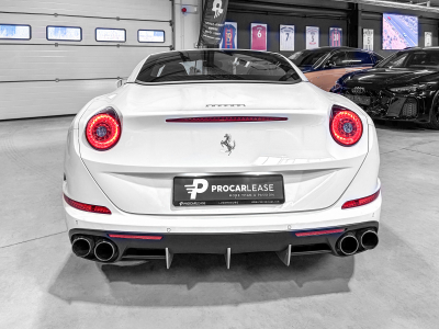 Ferrari California California T / 3.9 V8 / 4-Sitzer /