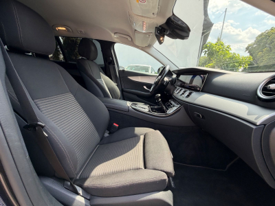 Mercedes-Benz E 400 E T-Modell E 400 d 4Matic