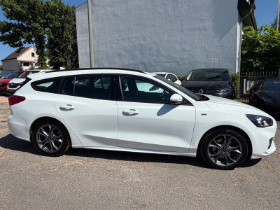 Ford Focus Turnier ST-Line 120 PS