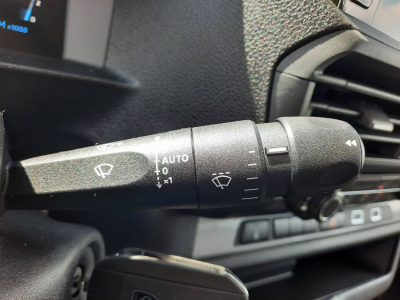 Peugeot Expert DOKA XL AT 180 5Sitzer/AHK/Navy