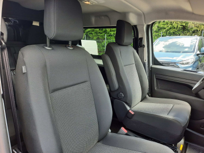 Peugeot Expert DOKA XL AT 180 5Sitzer/AHK/Navy