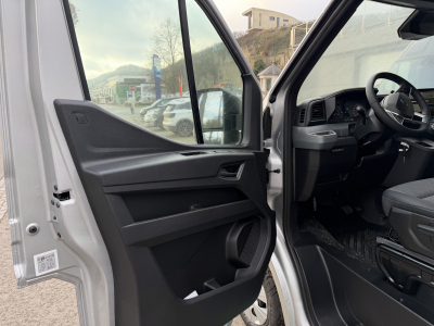 Renault Master 150 AT9 L2H2 NAVY/AHK/Kamera/Holz