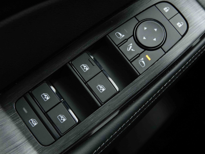 Nissan X-Trail 1.5 VC-T MHEV 163 AUTO N-Connecta