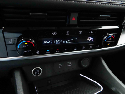 Nissan X-Trail 1.5 VC-T MHEV 163 AUTO N-Connecta