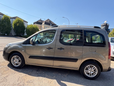 Peugeot Partner Tepee HDI/2xSchiebetüren/Klima/AHK