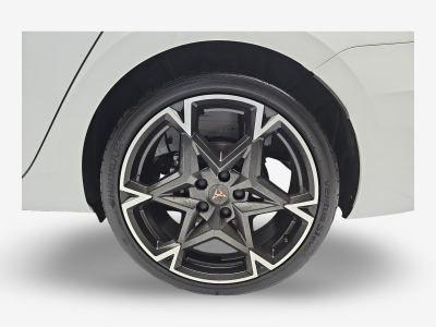 Cupra Leon 1.5 eTSi DSG 150 Kombi