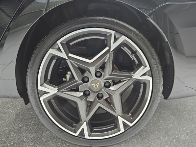 Cupra Leon 1.5 eTSi DSG 150 Kombi