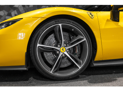 Ferrari 296 GTB GIALLO TRIPLO STRATO EXTRARANGE