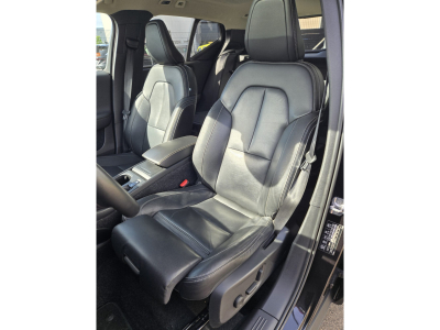 Volvo XC40 XC 40 D4 AWD PANO,HARMAN/K,360GRAD,ACC,1.HD,SH