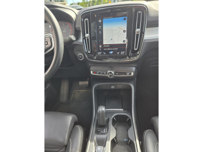 Volvo XC40 XC 40 D4 AWD PANO,HARMAN/K,360GRAD,ACC,1.HD,SH