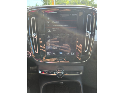 Volvo XC40 XC 40 D4 AWD PANO,HARMAN/K,360GRAD,ACC,1.HD,SH