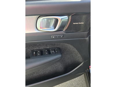 Volvo XC40 XC 40 D4 AWD PANO,HARMAN/K,360GRAD,ACC,1.HD,SH