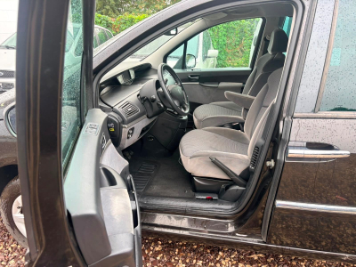 Peugeot 807 2.0 HDI Tendance/el.Turen/7xSitzer/1.Hand/