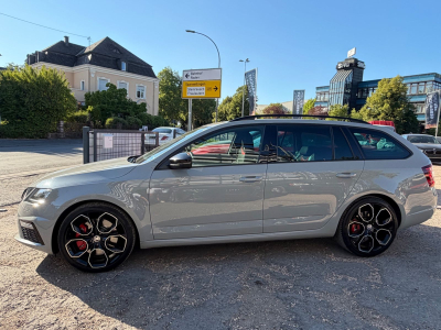 Skoda Octavia Combi RS 245