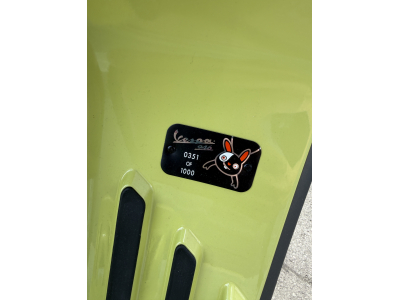 Vespa 946 BUNNY