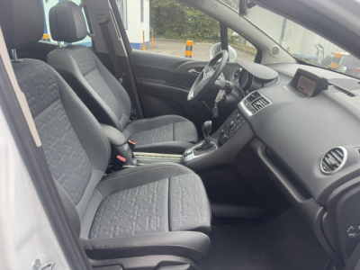 Opel Meriva OPEL MERIVA Innovation PANORAMA NAVI AUTOMATIK LEDER LED