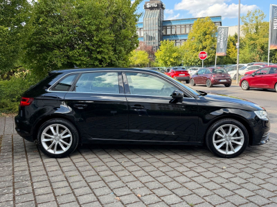 Audi A3 Sportback ambiente/DSG/1.HAND/