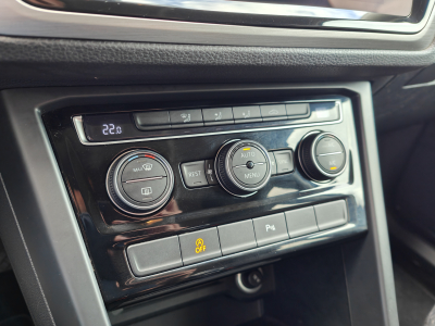 Volkswagen Touran 1.5 TSI 7 PLACES GPS BLUETOOTH APS AV/ARR PHARES LED