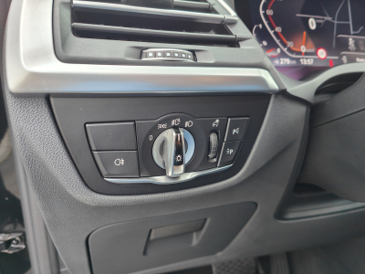 BMW X3 X3 SDRIVE18D CARPLAY GPS TOIT OUVRANT CAMERA 360