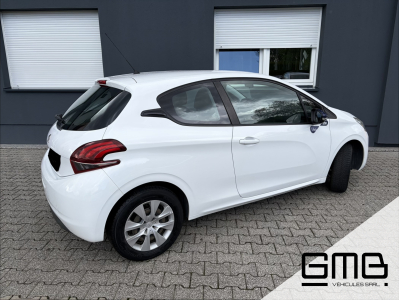 Peugeot 208 LIKE 1.2 PURETECH 68