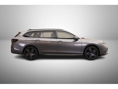 Volkswagen Passat Variant 2.0 TSI 204 DSG R-Line