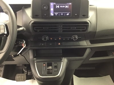 Opel Vivaro XL 145 AT8 3 Sitzer/ Moduwork