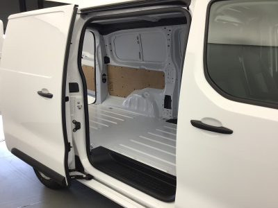 Opel Vivaro XL 145 AT8 3 Sitzer/ Moduwork