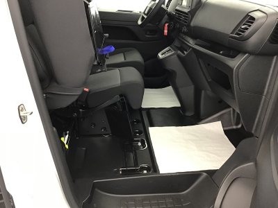 Opel Vivaro XL 145 AT8 3 Sitzer/ Moduwork