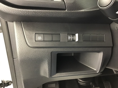 Opel Vivaro XL 145 AT8 3 Sitzer/ Moduwork