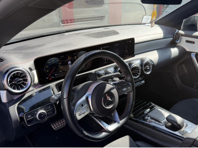 Mercedes-Benz CLA 180 Shooting Brake D AMG LINE CUIR NAVI AHK