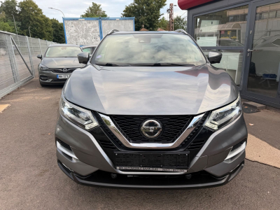 Nissan Qashqai Tekna+1.3 140PS/Pano/360K/LED/LEDER/VOLL