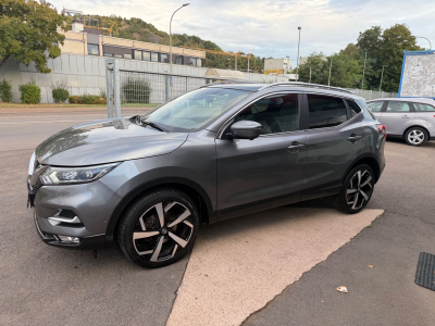 Nissan Qashqai Tekna+1.3 140PS/Pano/360K/LED/LEDER/VOLL