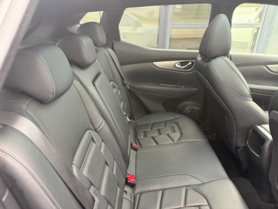 Nissan Qashqai Tekna+1.3 140PS/Pano/360K/LED/LEDER/VOLL