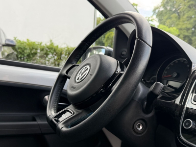 Volkswagen e-up! up! cup up!
