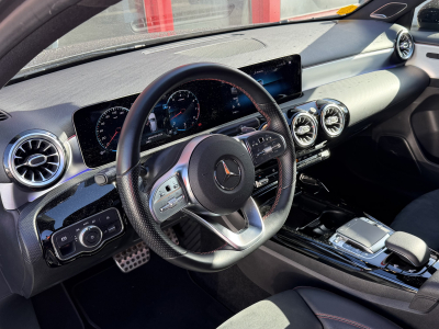 Mercedes-Benz A 35 AMG 2.0 TURBO 4MATIC CUIR NAVI