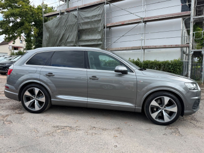 Audi Q7 e-tron Q7 3.0 TDI quattro S-LINE/HEADUP/7xsitzer/1.HAND