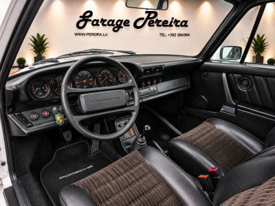 Porsche 911 Porsche 911 231CV Europa Schekheft und Historie plus carnet