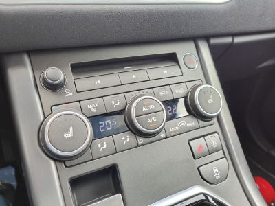 Land-Rover Range Rover Evoque 2.0 TD4 AWD CARPLAY GPS TOIT PANO CAMERA