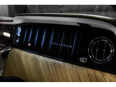 Rolls-Royce Cullinan 6.75 V12 - Midnight Sapphire
