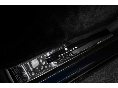 Rolls-Royce Cullinan 6.75 V12 - Midnight Sapphire