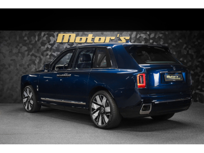 Rolls-Royce Cullinan 6.75 V12 - Midnight Sapphire