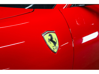 Ferrari Roma V8 - ROSSO CORSA