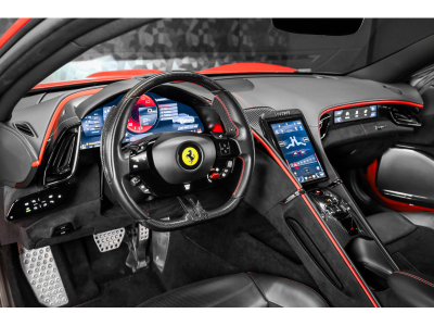 Ferrari Roma V8 - ROSSO CORSA