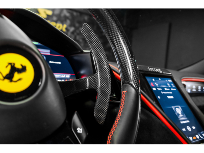 Ferrari Roma V8 - ROSSO CORSA