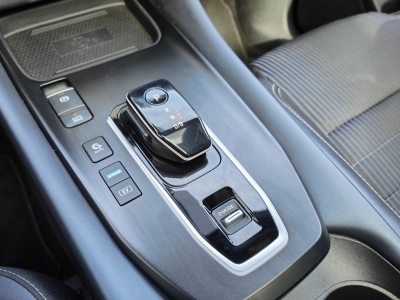 Nissan Qashqai E-POWER TEKNA TOIT PANO CAMERA 360 GPS