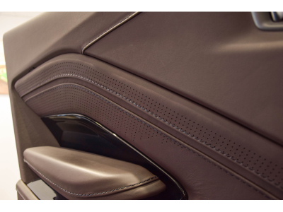Aston Martin V8 Vantage ROADSTER - Ultramarine Black