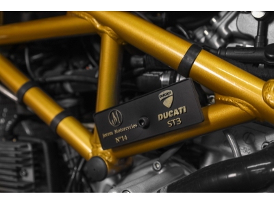 Ducati ST 3 S - by Jerem Motorcycles