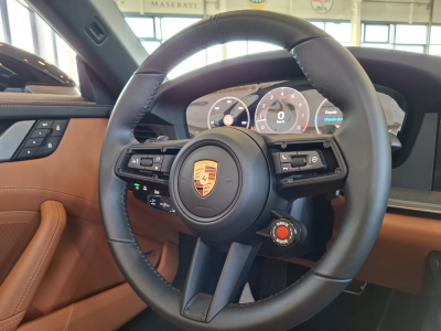 Porsche 992 FACELIFT CARRERA CABRIO PACK CHRONO BOSE CUIR NAVI 1 HAND 360°