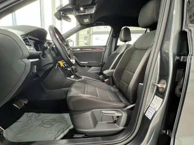 Volkswagen T-Roc 1.5 TSI 150 DSG STYLE,VIRTUAL, KAMERA,NAVI, CARPLAY, LED, CUIR,1 HAND